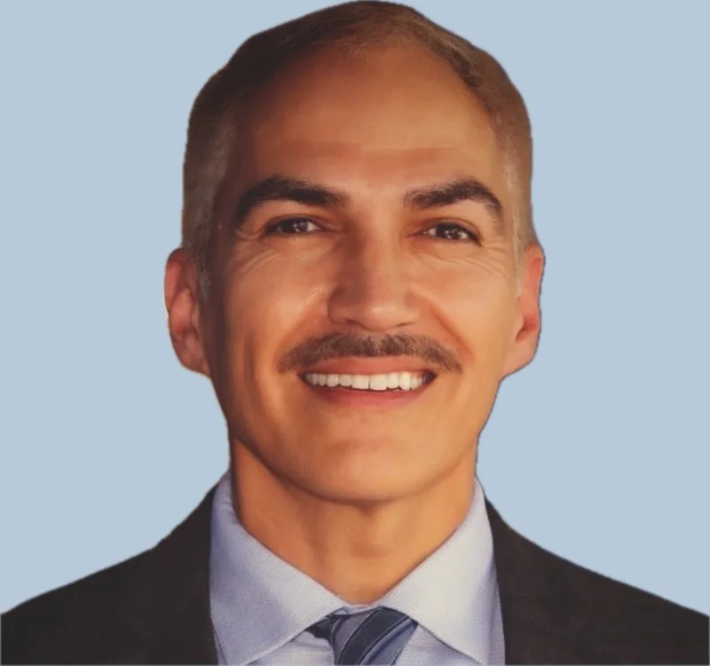 Carlos Olivas